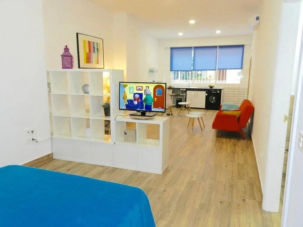 アパート Apartamentos Carolina 2 トレモリノス スペイン